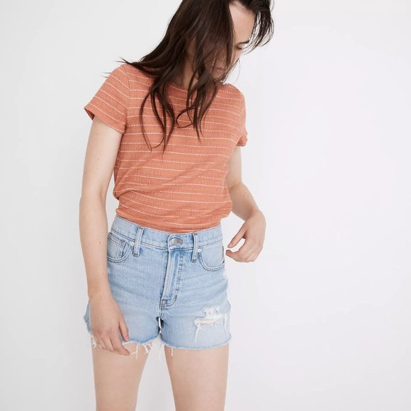 [NWT] Madewell Distressed The Perfect Jean Short in Light Wash - Picture 2 of 6